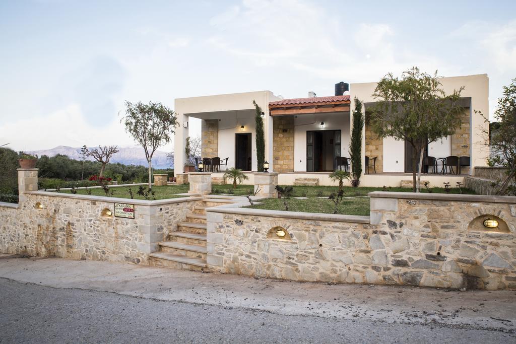 Agarathos Traditional Rooms With Pool Kalivianí Extérieur photo