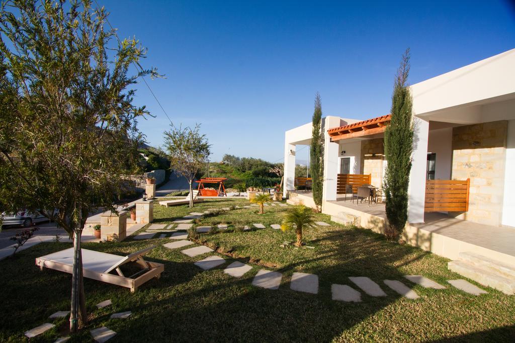 Agarathos Traditional Rooms With Pool Kalivianí Extérieur photo