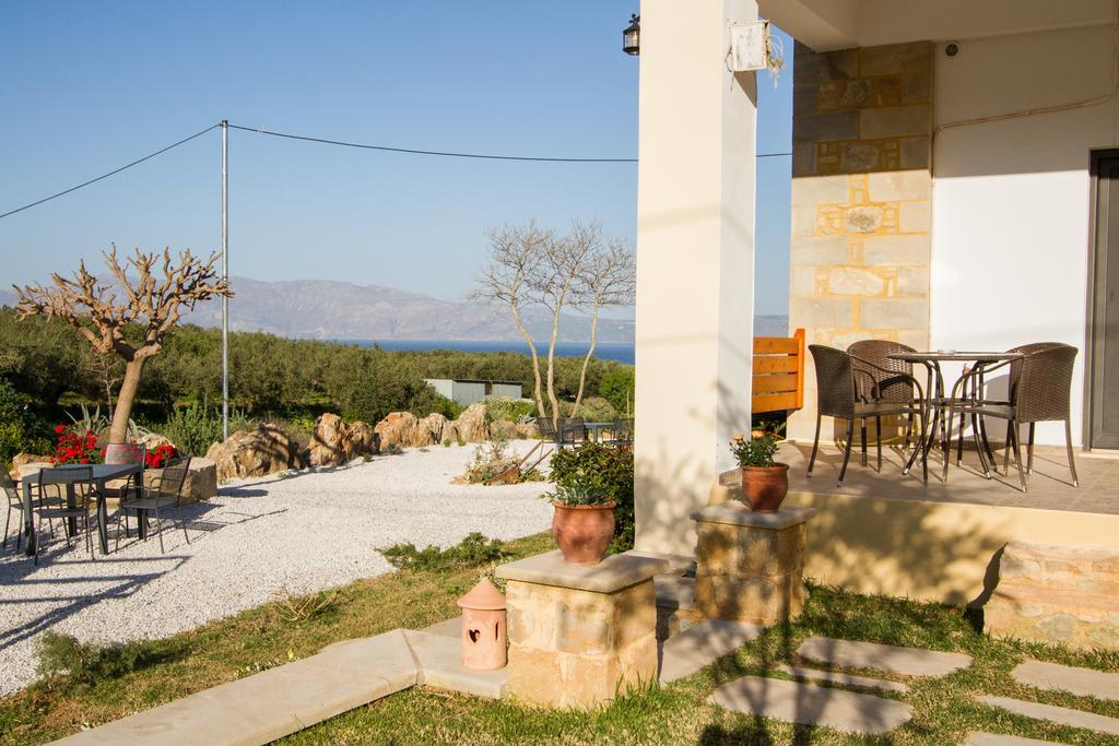 Agarathos Traditional Rooms With Pool Kalivianí Extérieur photo