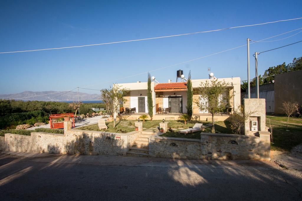 Agarathos Traditional Rooms With Pool Kalivianí Extérieur photo